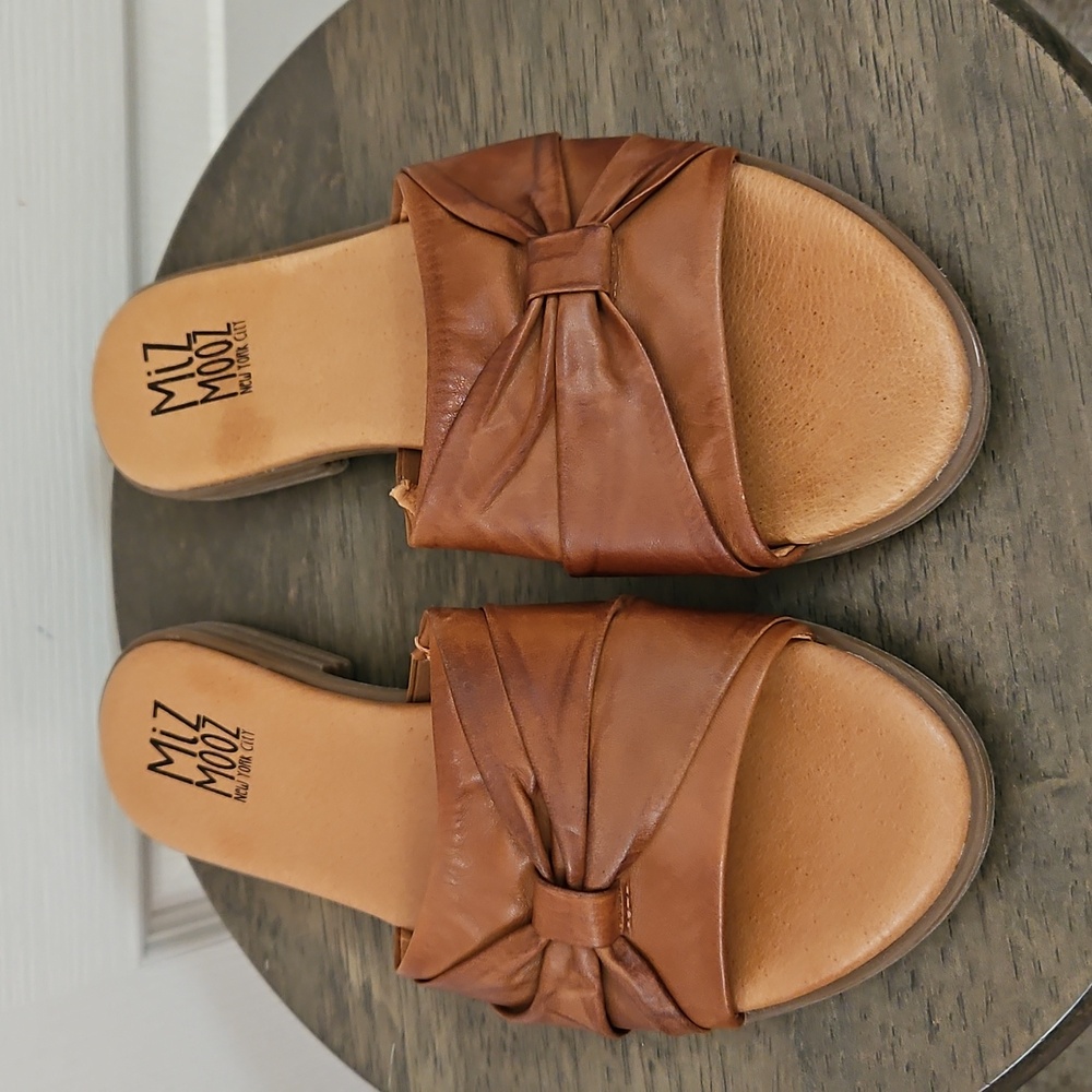 Miz Mooz | Women's Leather Tan Knotted Sandals. Leather. - Picture 2 of 10